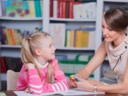کودک بی توجه: کاری که والدین باید انجام دهند دانش آموز بی توجه چه باید بکند